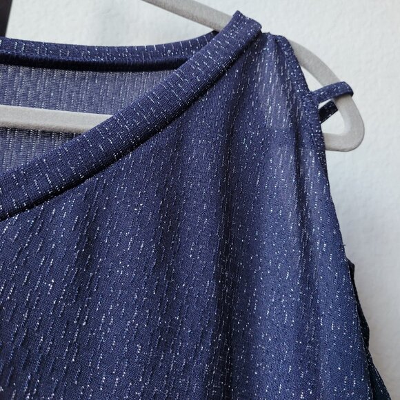 NWOT Shein Curve Cold Shoulder Top - Picture 3 of 10